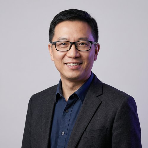 肉丝足交首席导演陈明远